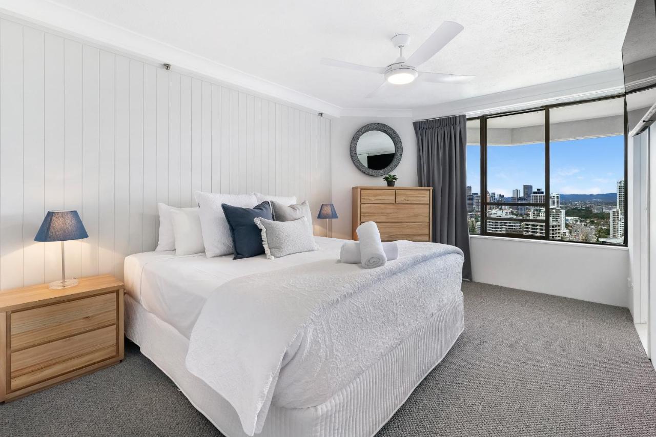 Surfers Century Oceanside Apartments Gold Coast Dış mekan fotoğraf