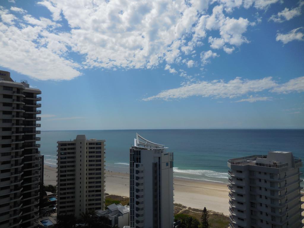 Surfers Century Oceanside Apartments Gold Coast Dış mekan fotoğraf