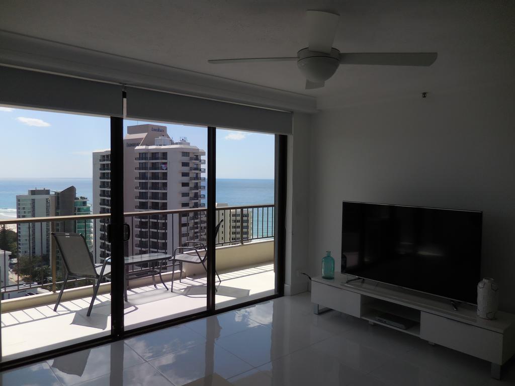 Surfers Century Oceanside Apartments Gold Coast Dış mekan fotoğraf