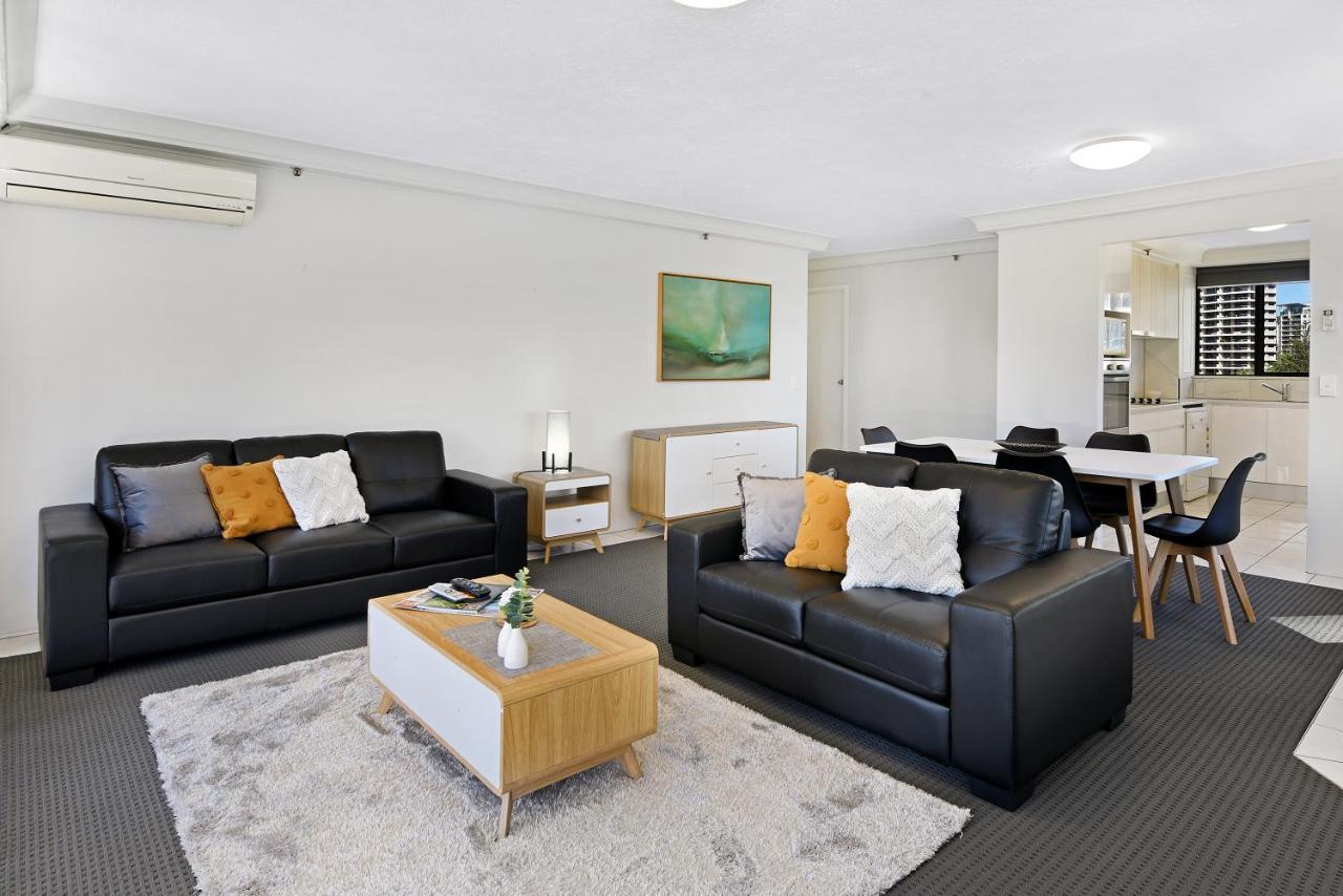 Surfers Century Oceanside Apartments Gold Coast Dış mekan fotoğraf