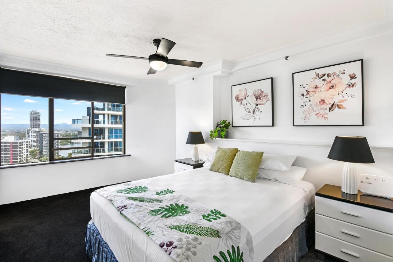 Surfers Century Oceanside Apartments Gold Coast Dış mekan fotoğraf